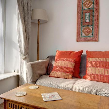 Katrinas Apartment By Treetop Property Cirencester Exteriér fotografie