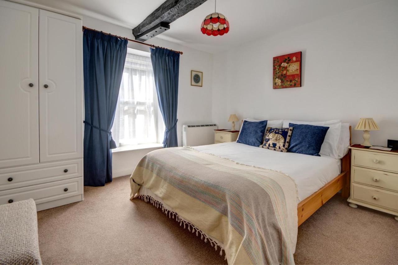 Katrinas Apartment By Treetop Property Cirencester Exteriér fotografie